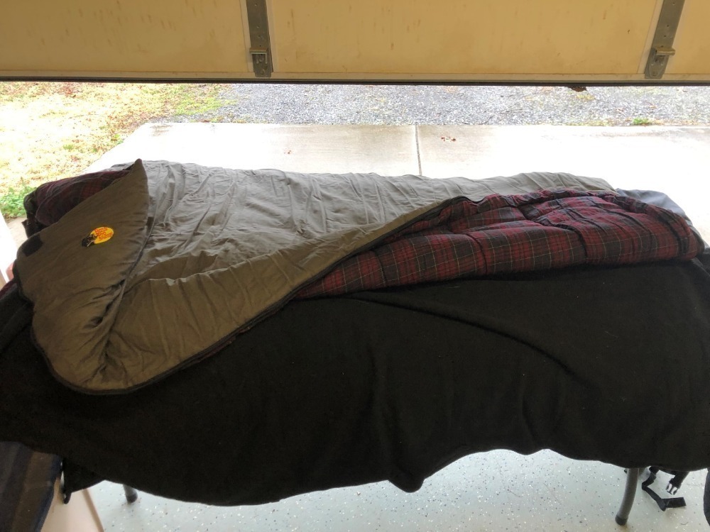 Bass Pro Shops Double Sleeping Bag