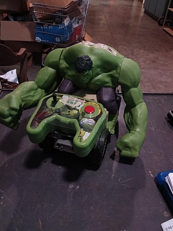Hulk Smash Hummer with Remote