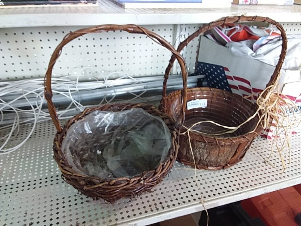 2 Baskets