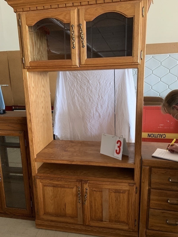 Entertainment center