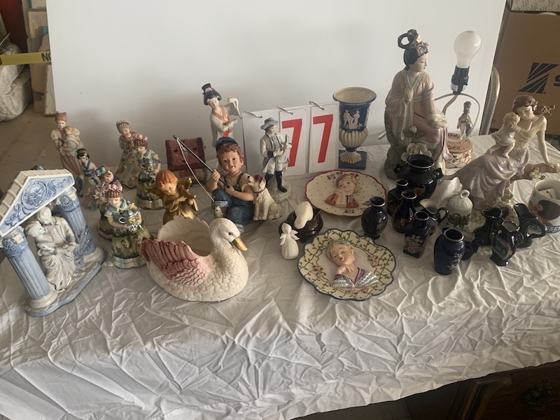 Figurines and plates