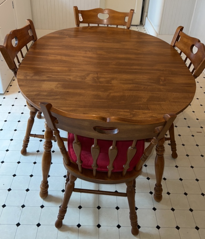 Dining Table and 4 Chairs