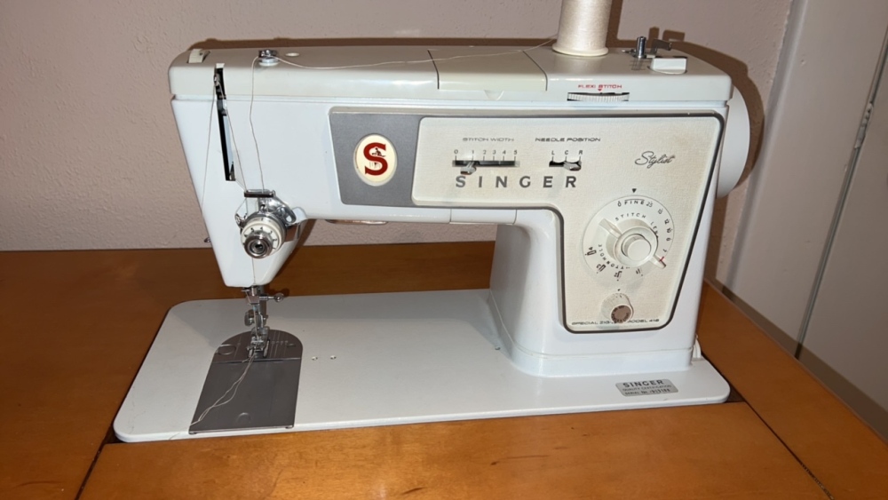 Singer Stylist Sewing Machine and Cabinet