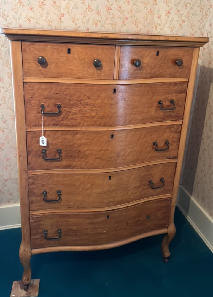 Antique Chest of Drawers