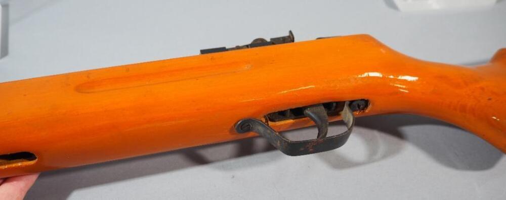High Power Air Gun, Cocks And Fires