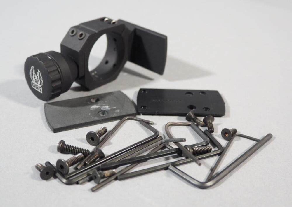 GG&G Red Dot And Battery Carrier, Mounts To A 30mm Scope Tube To Hold A Micro Red Dot And Battery