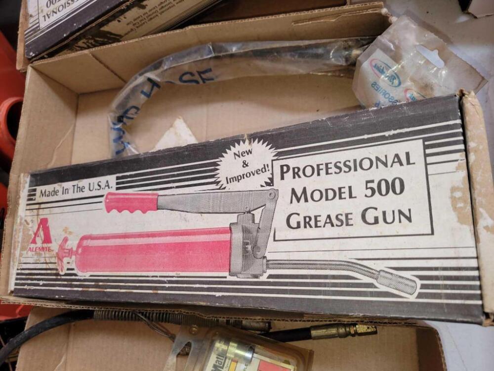 grease gun image