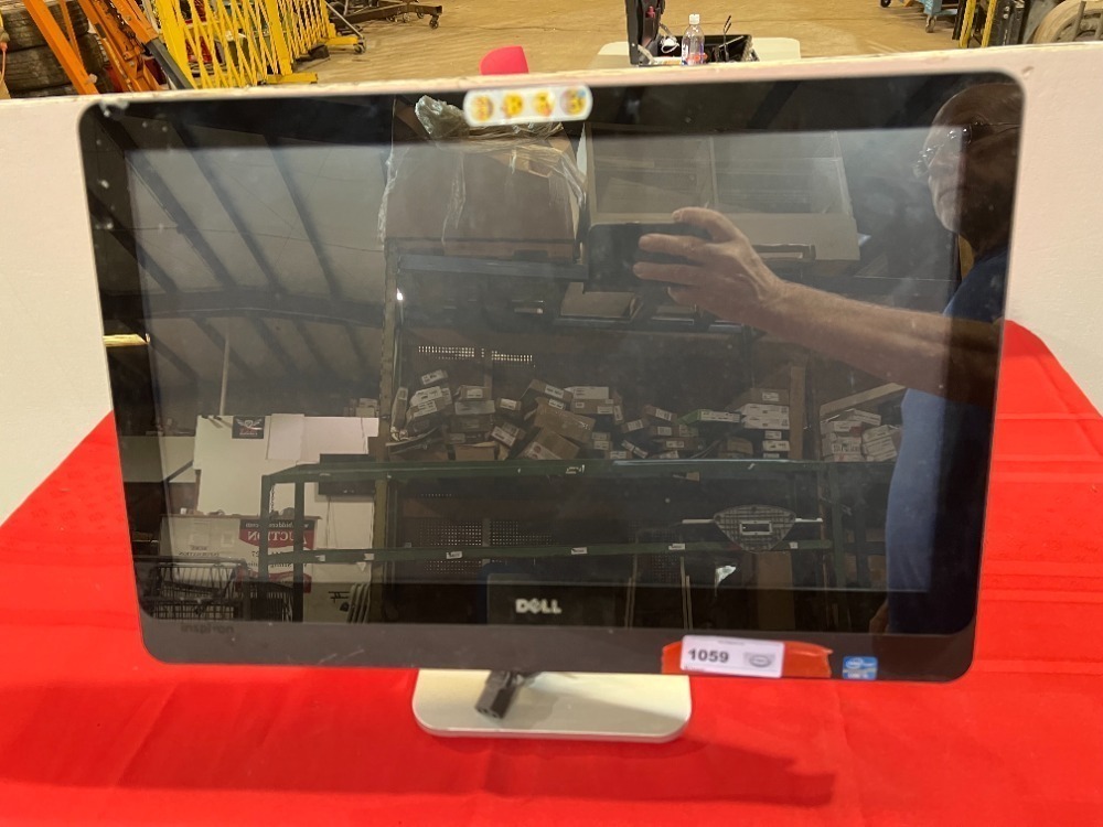 DELL ALL IN ONE COMPUTER WITH 23" MONITOR, WORKING CONDITION UNKNOWN. SEE PICTURES FOR DETAILS. 68