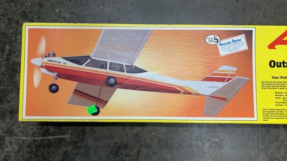 Midwest Aero - Star Model Airplane