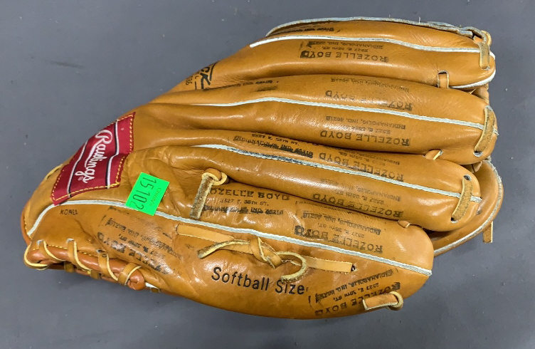 Rawlings Baseball Mitt