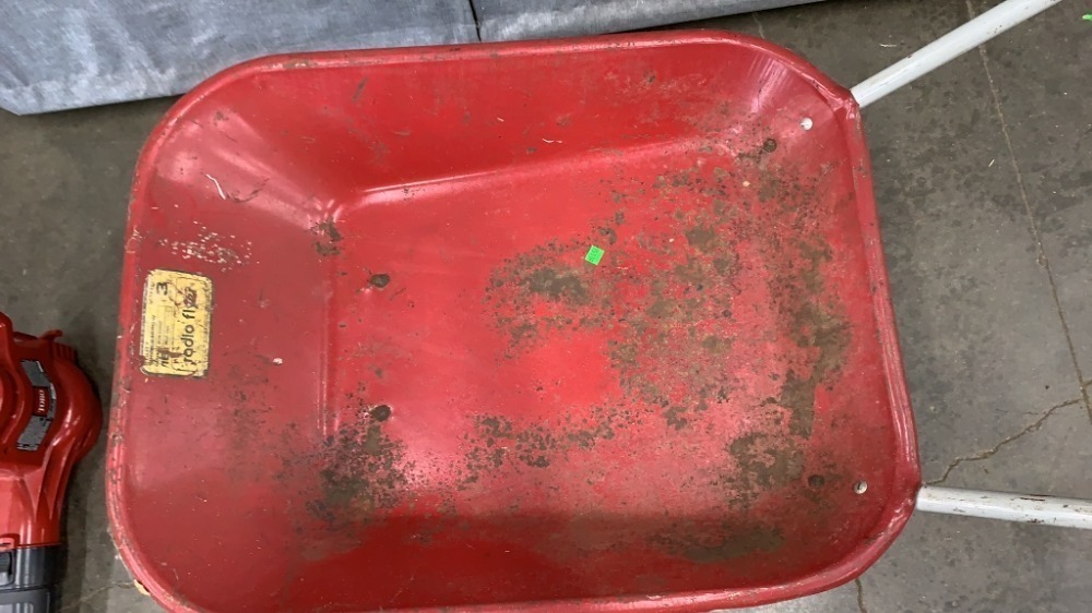 Radio Flyer Wheelbarrow