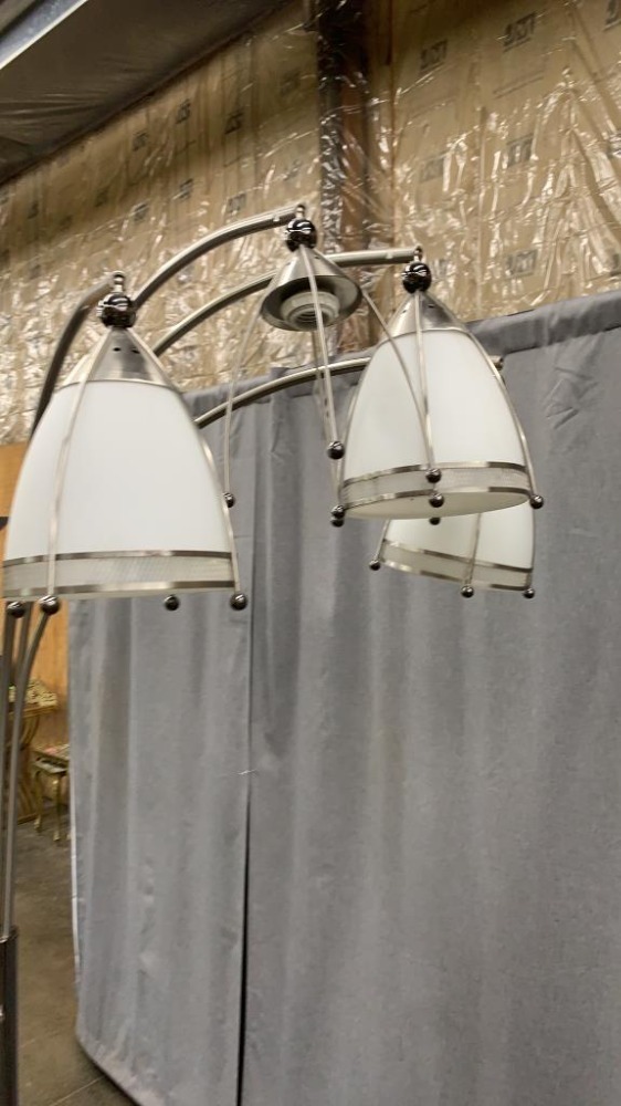 Arched Floor Lamp With 4 Lights, One Shade Missing