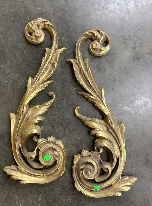 Wall Decor 24"