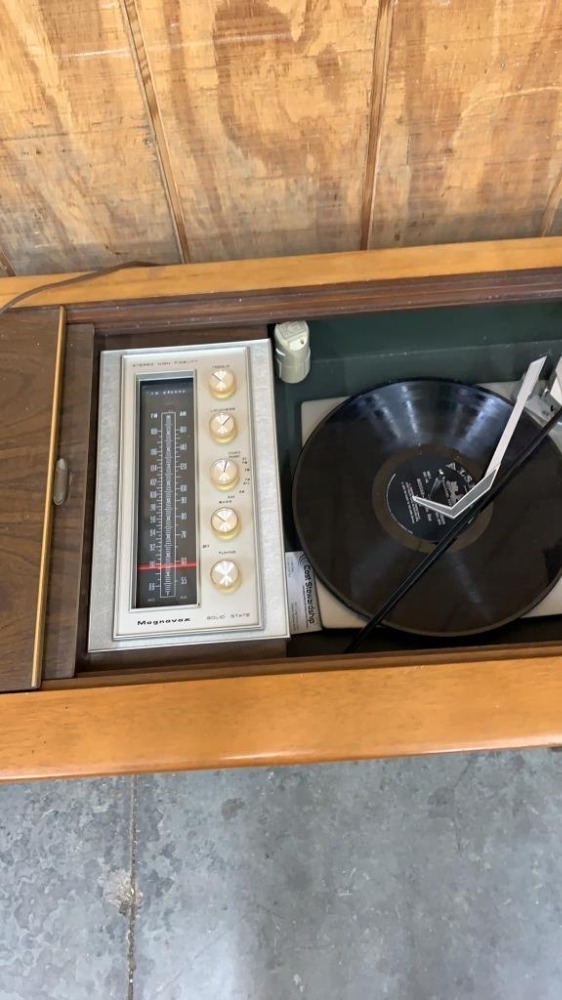 Magnavox Record Cabinet 50 X 20 X 25