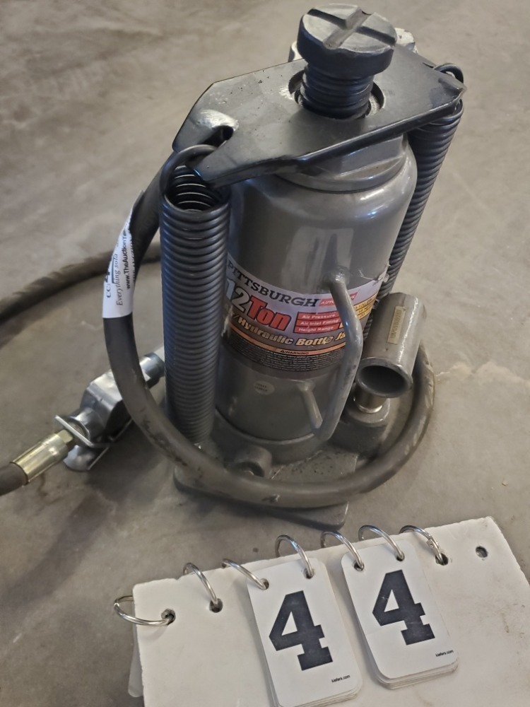 12 ton Pittsburgh hydraulic bottle jack