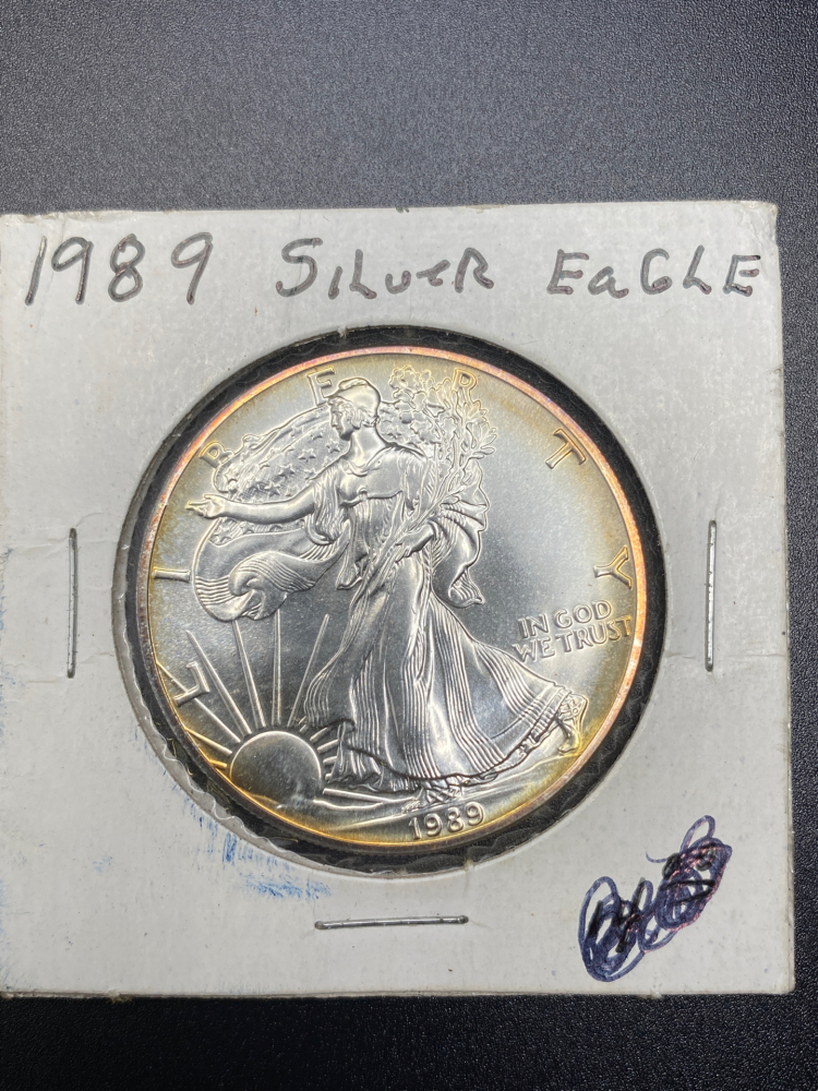 1989 SILVER EAGLE ONE DOLLAR COIN