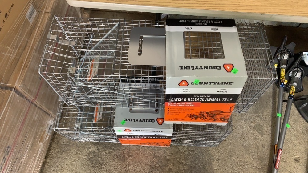 2 Catch And Release Traps Damaged