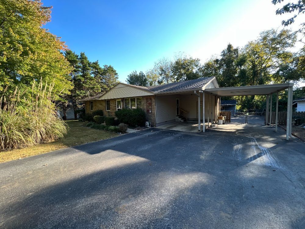 REAL ESTATE: 210 Highland Avenue, Smyrna, TN