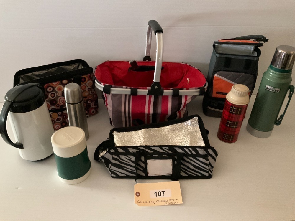 Cooler Bag, Casserole Tote, Thermoses