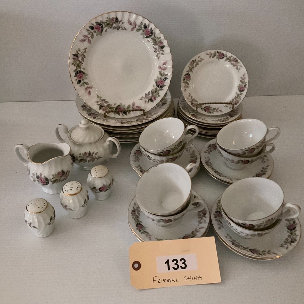 Formal China 8-4 Piece Place Settings, Sugar Bowl, Creamer, Salt/Pepper, Extra Pepper