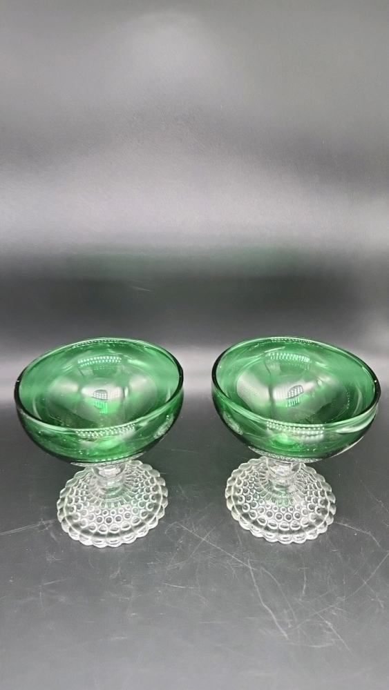 Pair of vintage emerald green sherbet Anchor Hocking bubble foot glasses/ dishes-KN