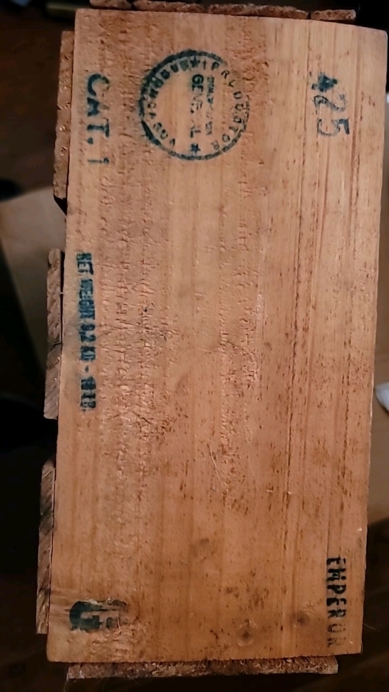 Vintage wooden crate 6" X 11.5" X 20" -KN