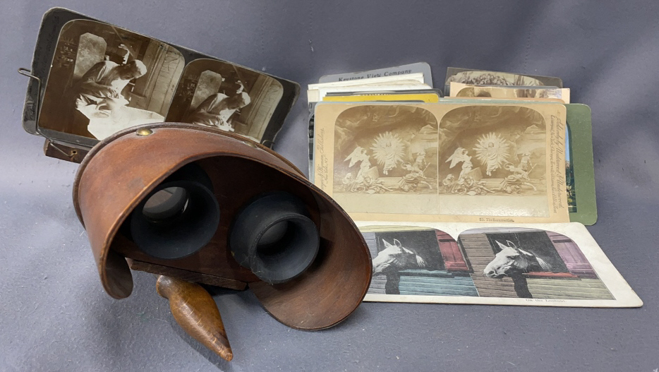 Antique Photo Viewer And Viewer Cards