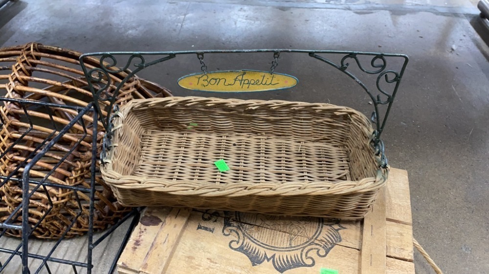 4 Baskets, Small Wooden Crate, Wire Rack