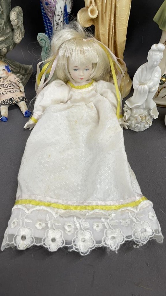 11 Figurines, Small Decorative Urn, Dolls