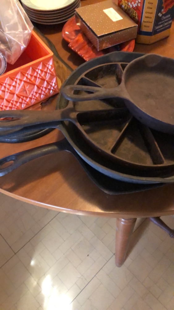 Cast-iron cookware