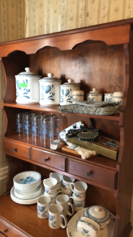 Wooden hutch no contents