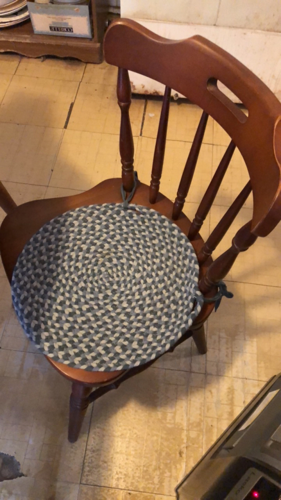 Kitchen chairs with captain chairs set of six