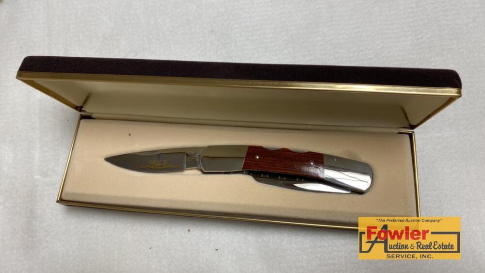 Buck Knife Collectors Club Folding Knife, 1 of 500, 1992