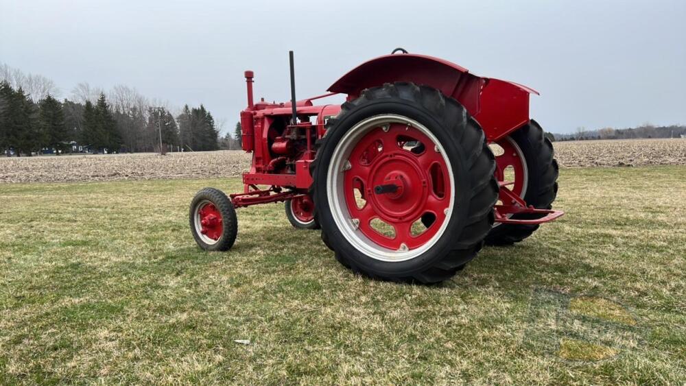 Farmall F-14 Wide Front