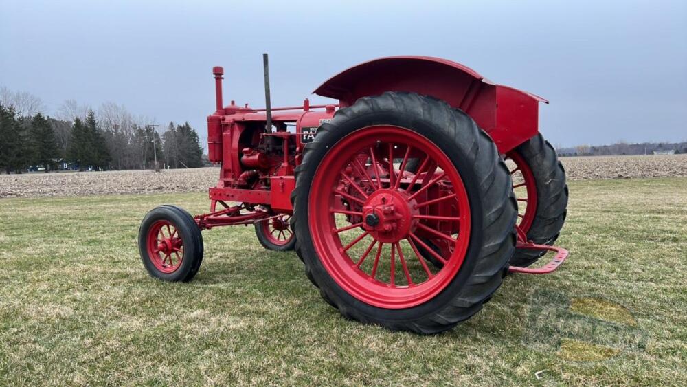 Farmall F-12 Wide Front