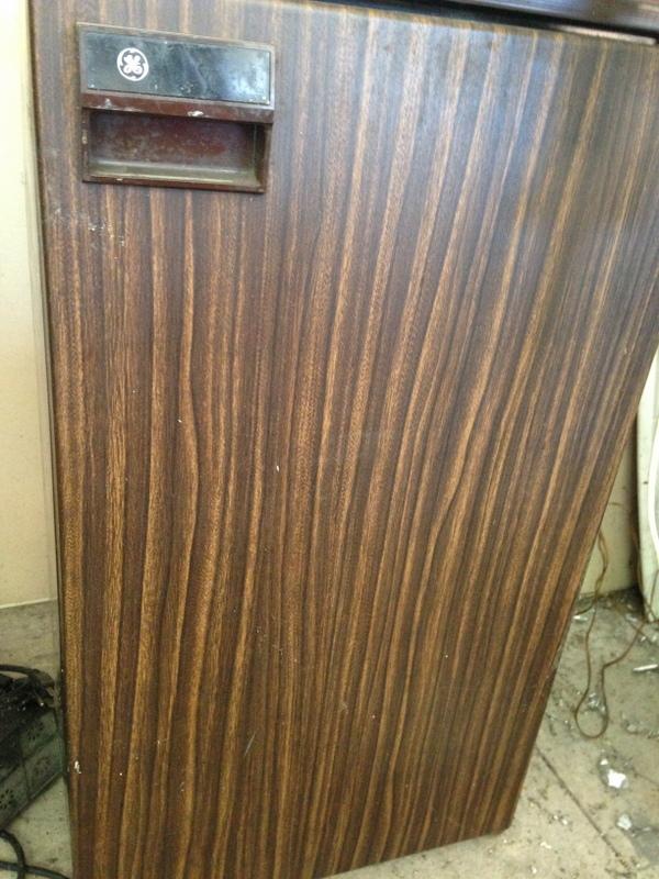 GE Mini Fridge