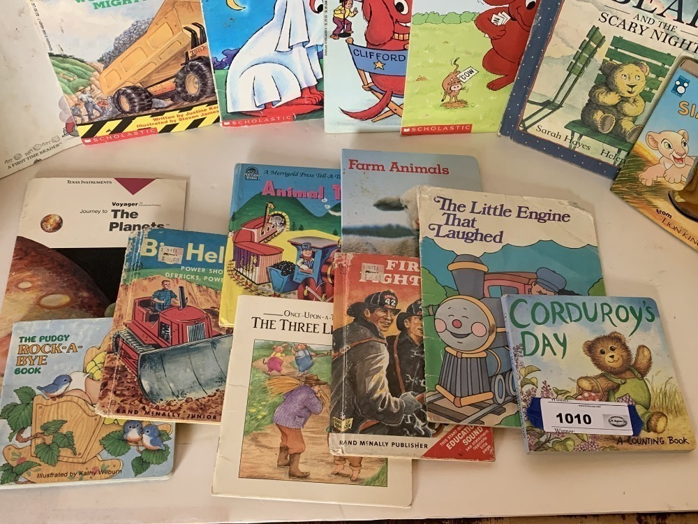MISC LOT OF VINTAGE 15 CHILDREN'S BOOKS - LR
