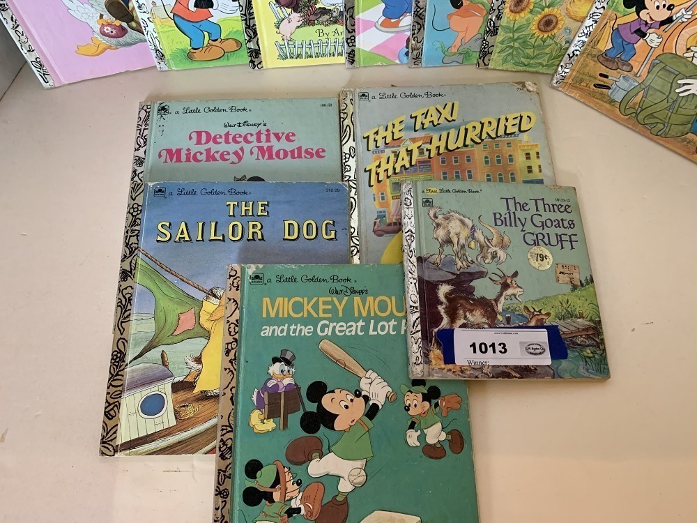 12 VINTAGE LITTLE GOLDEN BOOKS - LR