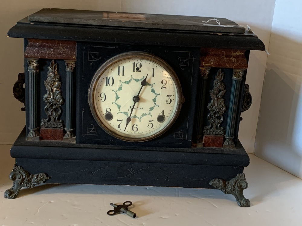 ANTIQUE SESSIONS MANTLE CLOCK 15" X 11" W/ KEY (UNSURE OF WORKING CONDITION) - LR