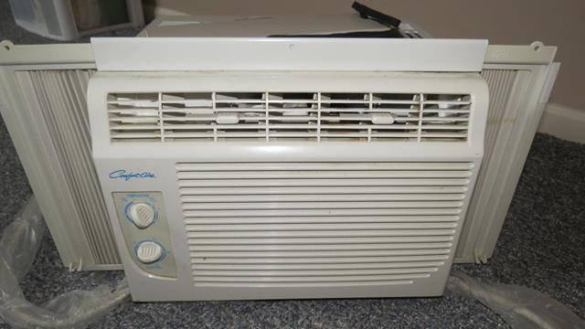 Comfort- Aire 5,000 BTU window a/c