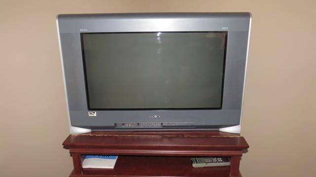 Sony HDTV (tube type)