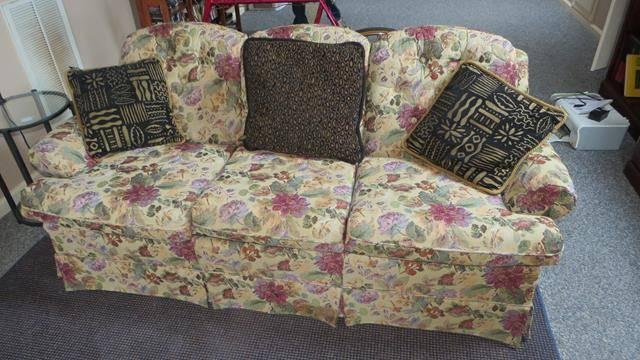 Floral Love Seat