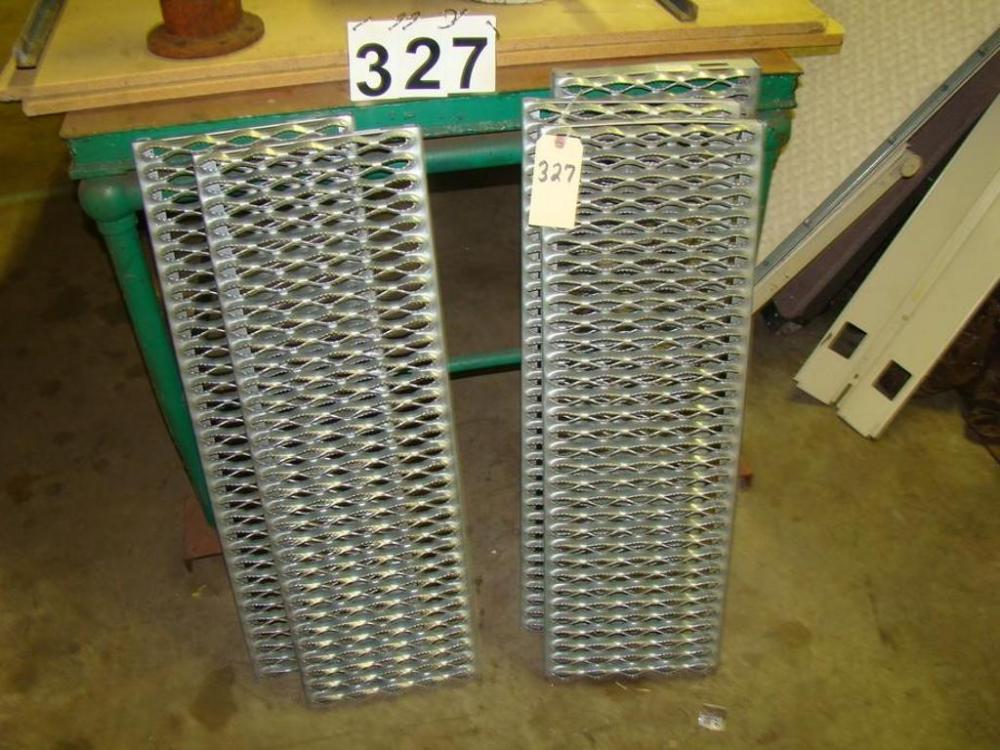 Five Sections of Non-slip Grating