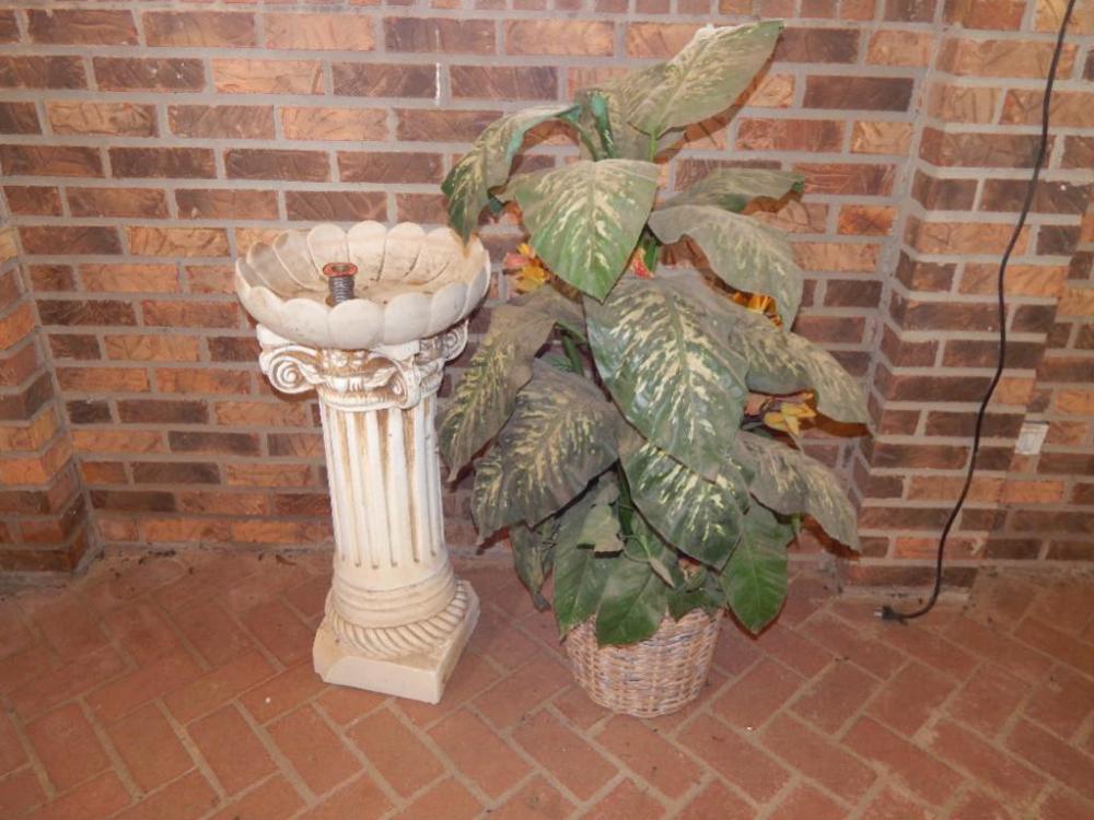 Imitation Plant & Bird Bath