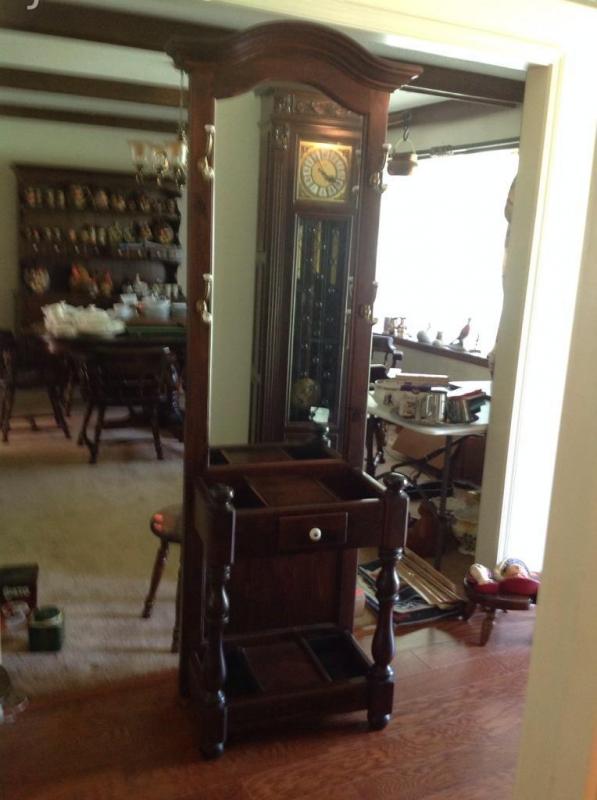 Hall tree/umbrella stand, Ethan Allen