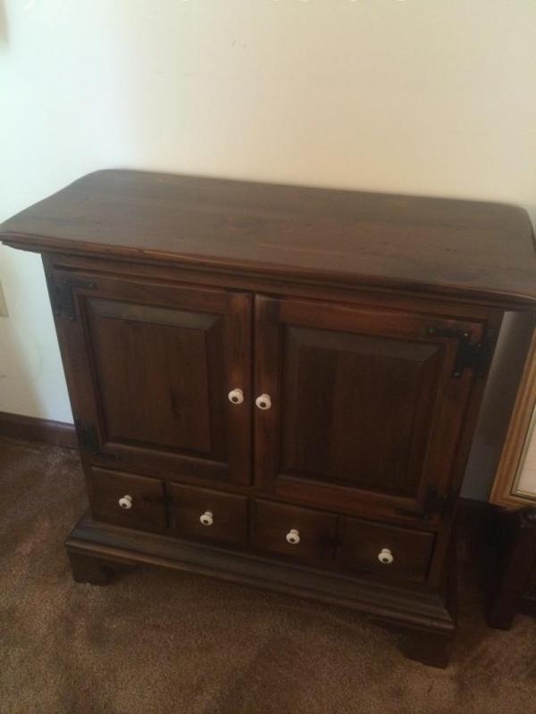 Cabinet (contents not included)