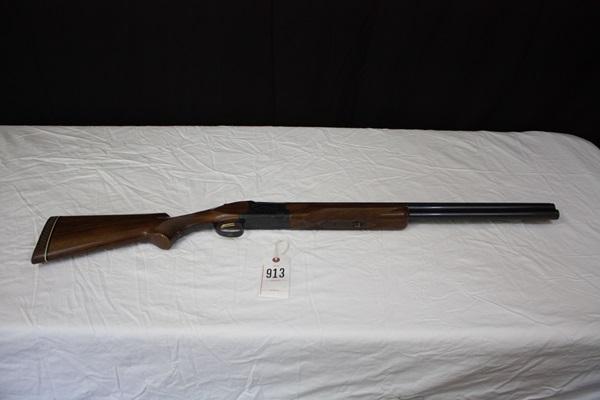 Browning 12 gauge Citori O/U. 26" invector choke barrels. 2 3/4" or 3" shells. SN 21624PT153