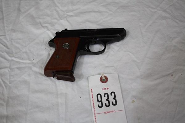 Walther Model PPK 9mm Kurz w/ Holster. SN 119500A
