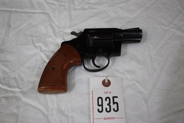 Cobra .38 Special Revolver w/ Holster. SN 68151M