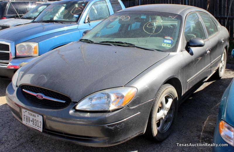03 Ford Taurus